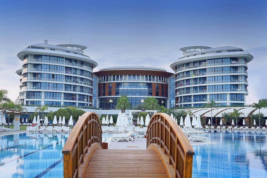 رزرو هتل ترکیه در شهر های استانبول و وان